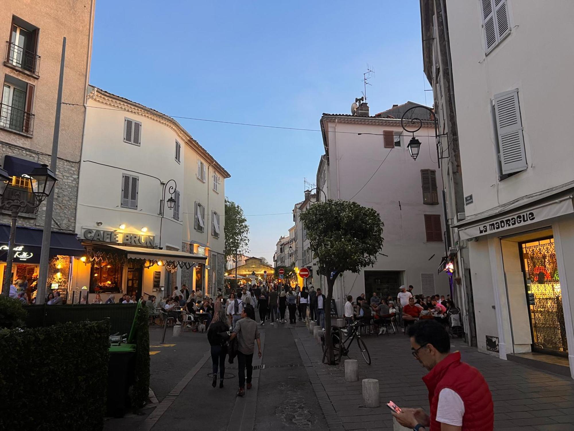 فندق Location Cote D Azur أنتيب المظهر الخارجي الصورة