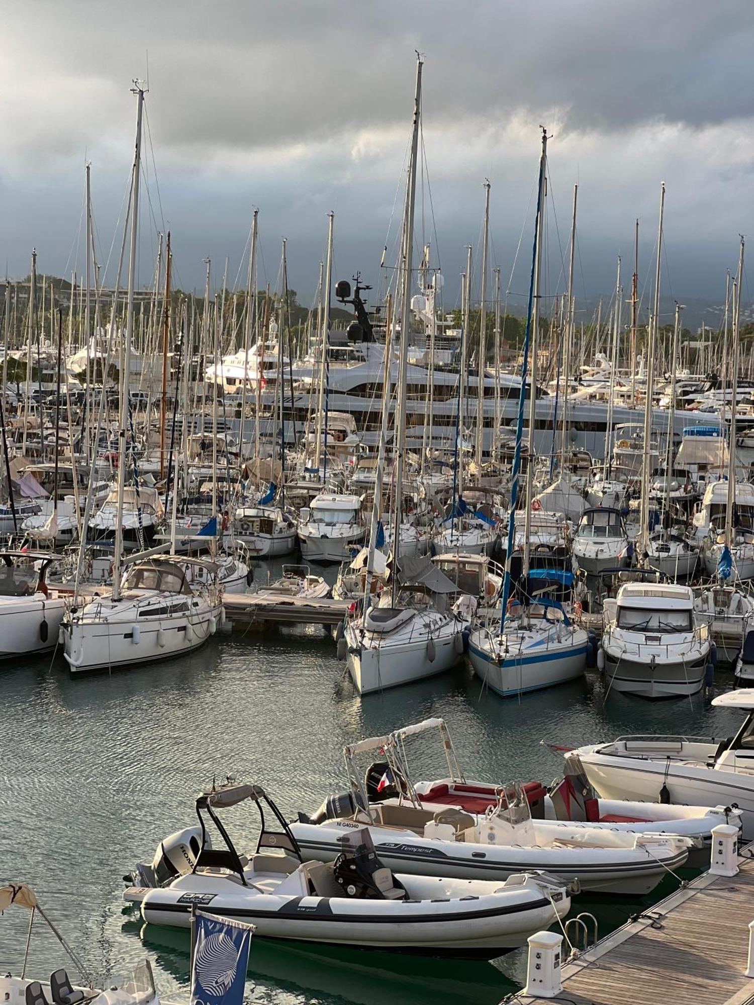 فندق Location Cote D Azur أنتيب المظهر الخارجي الصورة