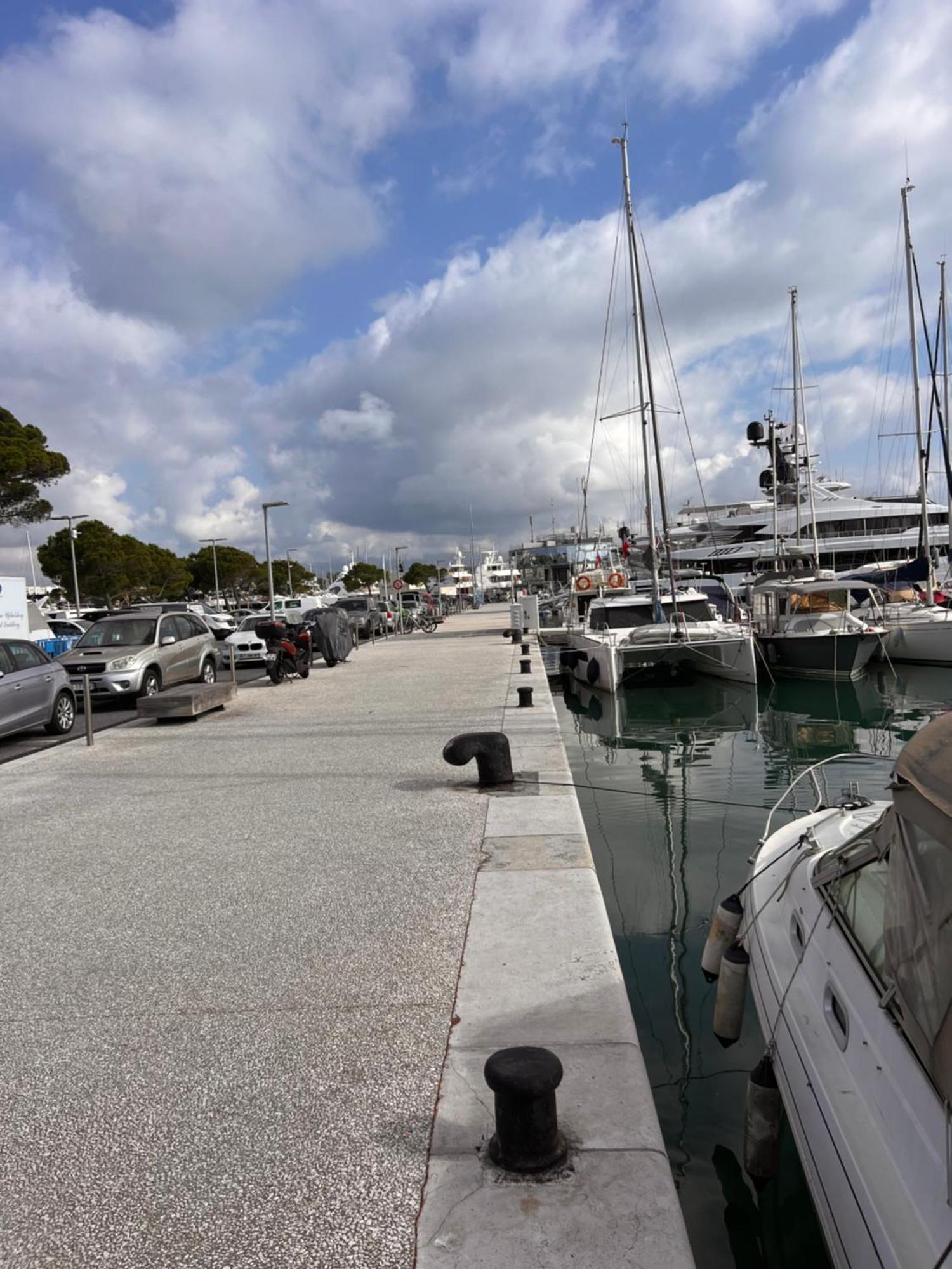 فندق Location Cote D Azur أنتيب المظهر الخارجي الصورة